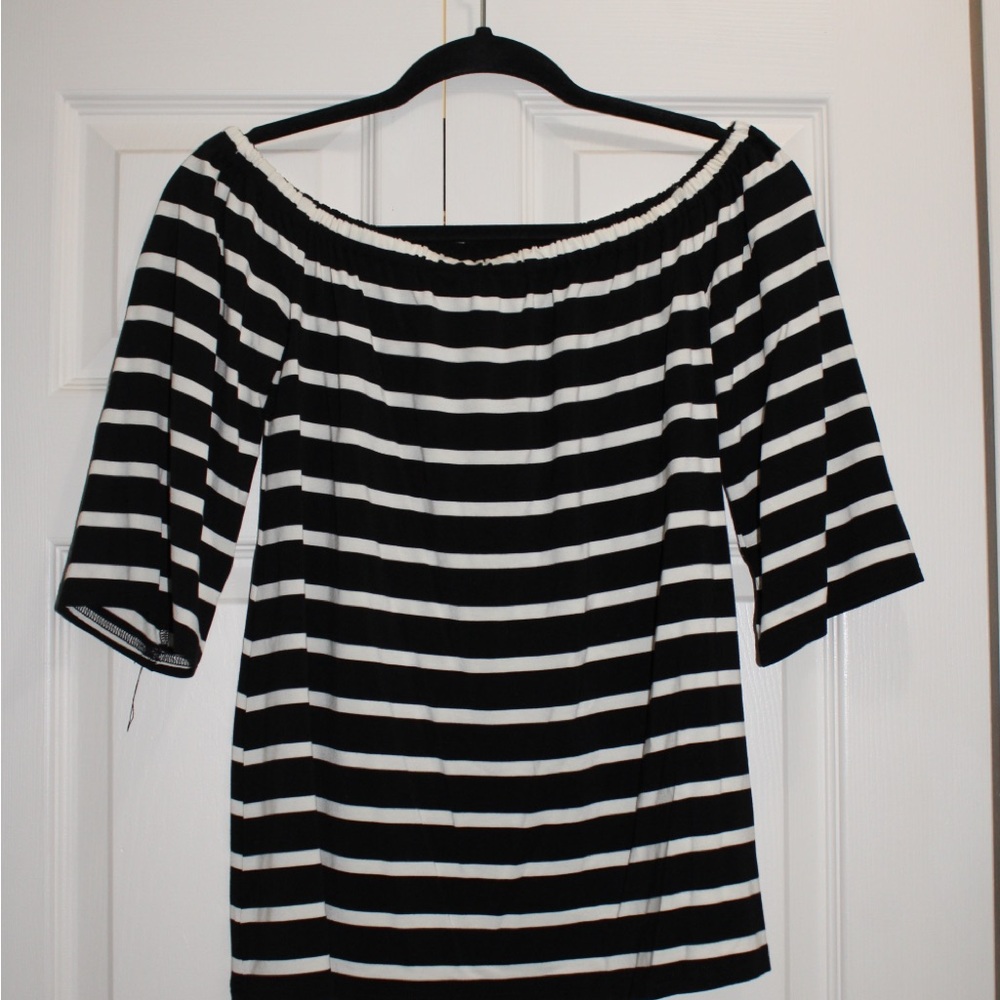 BB Dakota Black and White Smocked 3/4 Sleeve Blouse